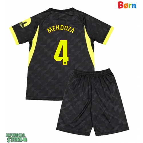 Atletico Madrid Rodrigo Mendoza #4 Replika Babytøj Udebanesæt Børn 2026-27 Kortærmet (+ Korte bukser)